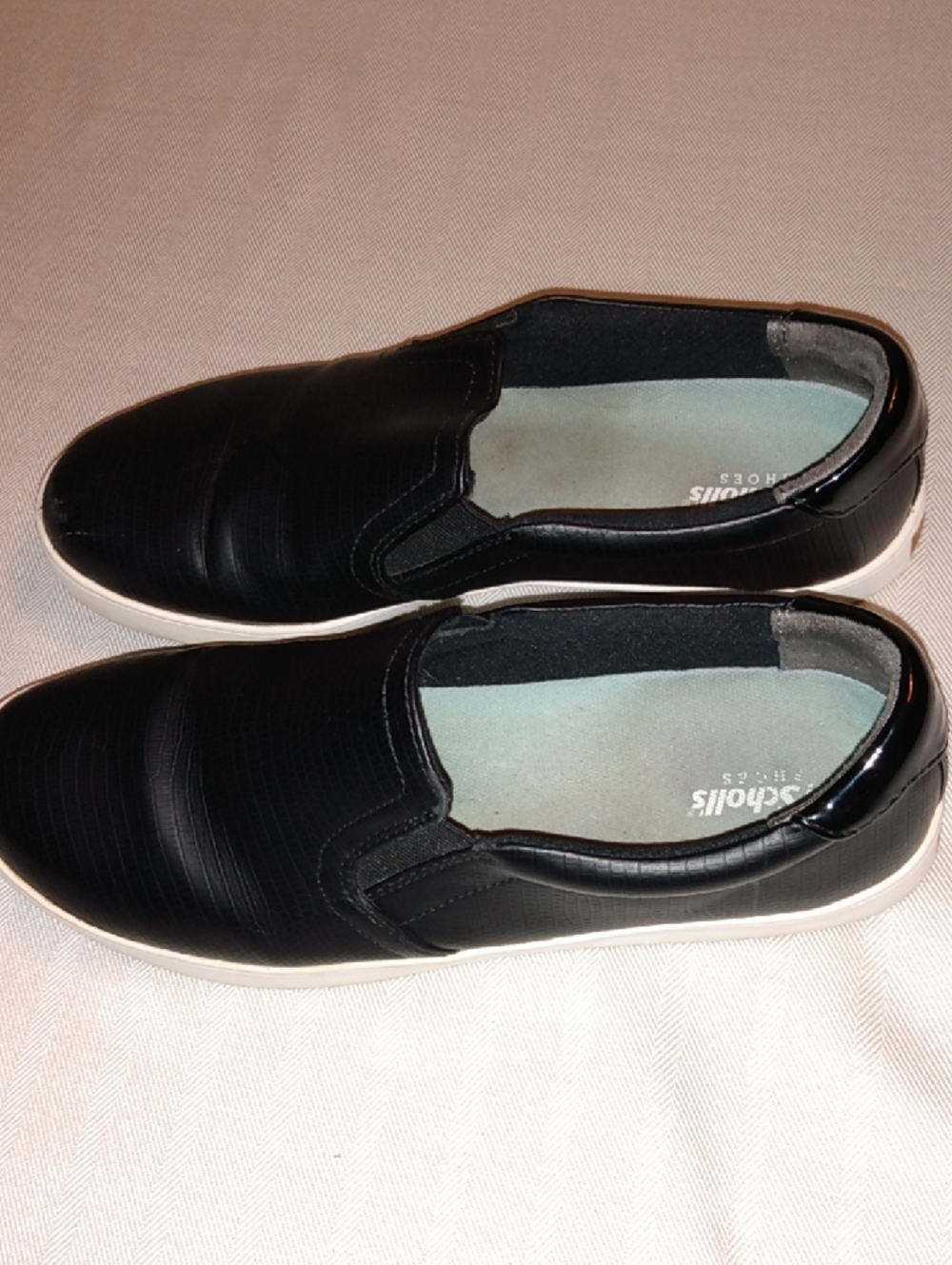 Dr. School's Sneaker 9